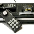 Debiutująca w sierpniu  1982 roku.konsola ColecoVision miała w założeniach zakończyć dominację, będącego wówczas niekwestionowanym hegemonem Atari 2600. Chociaż produkt Coleco miał na to wszelkie argumenty, a w szczególności dobre jak na […]